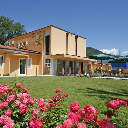 Garni Hotel Siesta ノヴァ・ゴリツァ エクステリア 写真