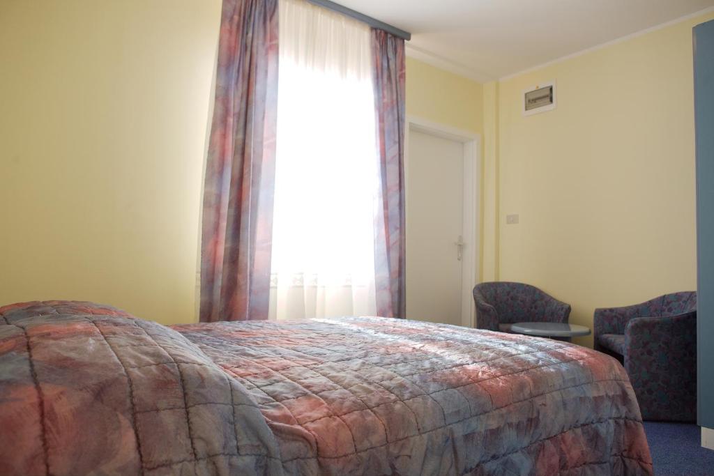 Garni Hotel Siesta ノヴァ・ゴリツァ 部屋 写真